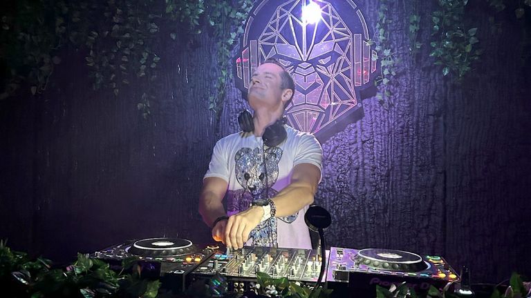 Dj compressed