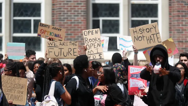 202406us Florida Highschool Protest