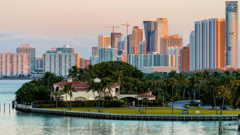 Miami’s Tech Scene: A Hub for Innovation and Investment
