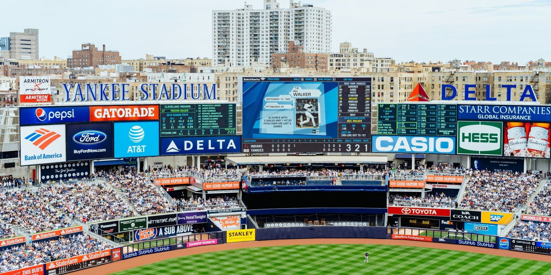 Marlins Power Past Yankees in Miami with Dominant Home Run Display
