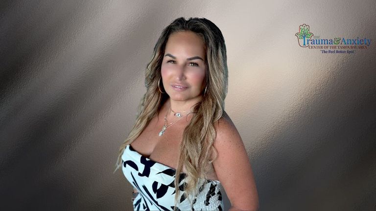 Dr. Danelle Devi Hollenbeck: Innovative Trauma And Anxiety Treatment And Couples Therapy In Tampa Bay