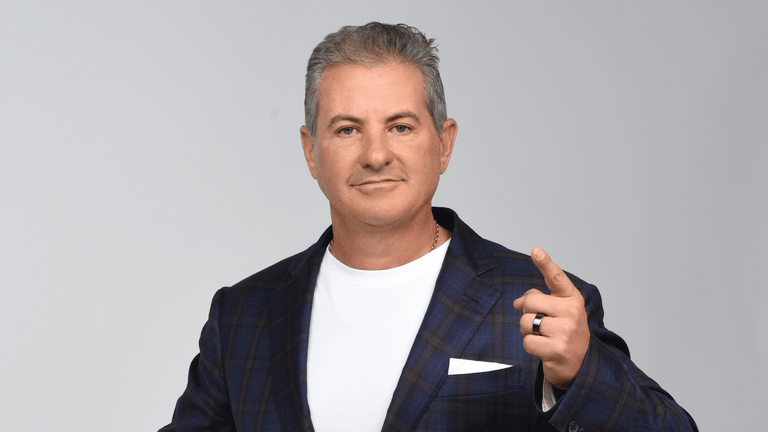 "Guillermo Teran, expert in Miami pre-construction real estate, launches comprehensive guide for investors and buyers."