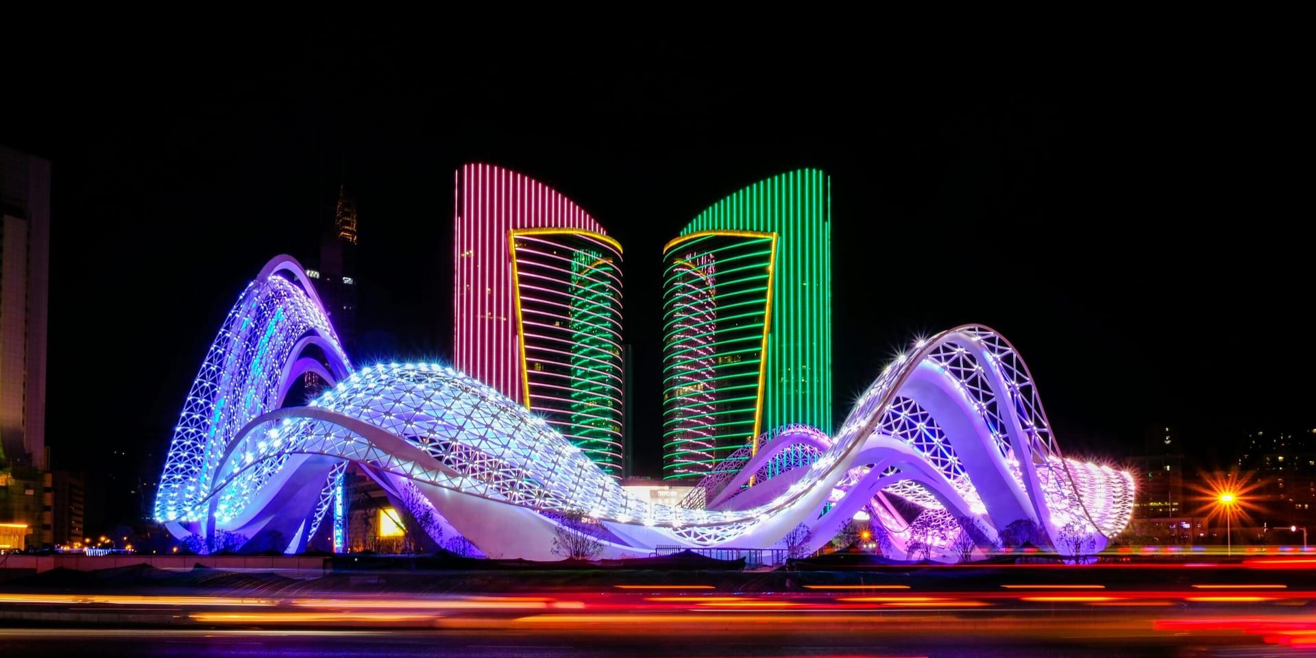 Miami’s Cirque du Soleil “OVO” and The Weekend Light Up the City on August 16