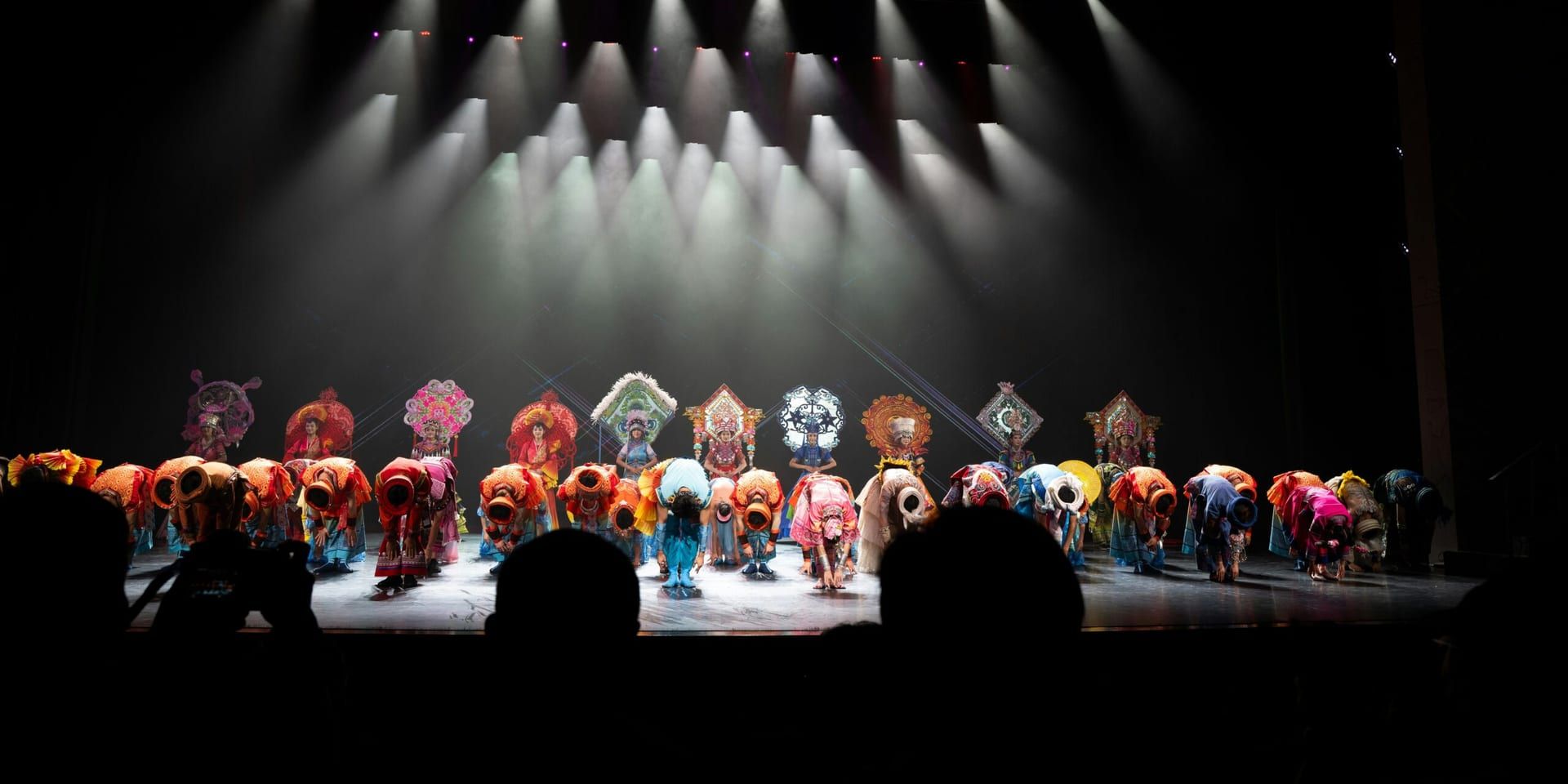 Miami Embraces Christmas with Sunlit Festivities and Cultural Performances