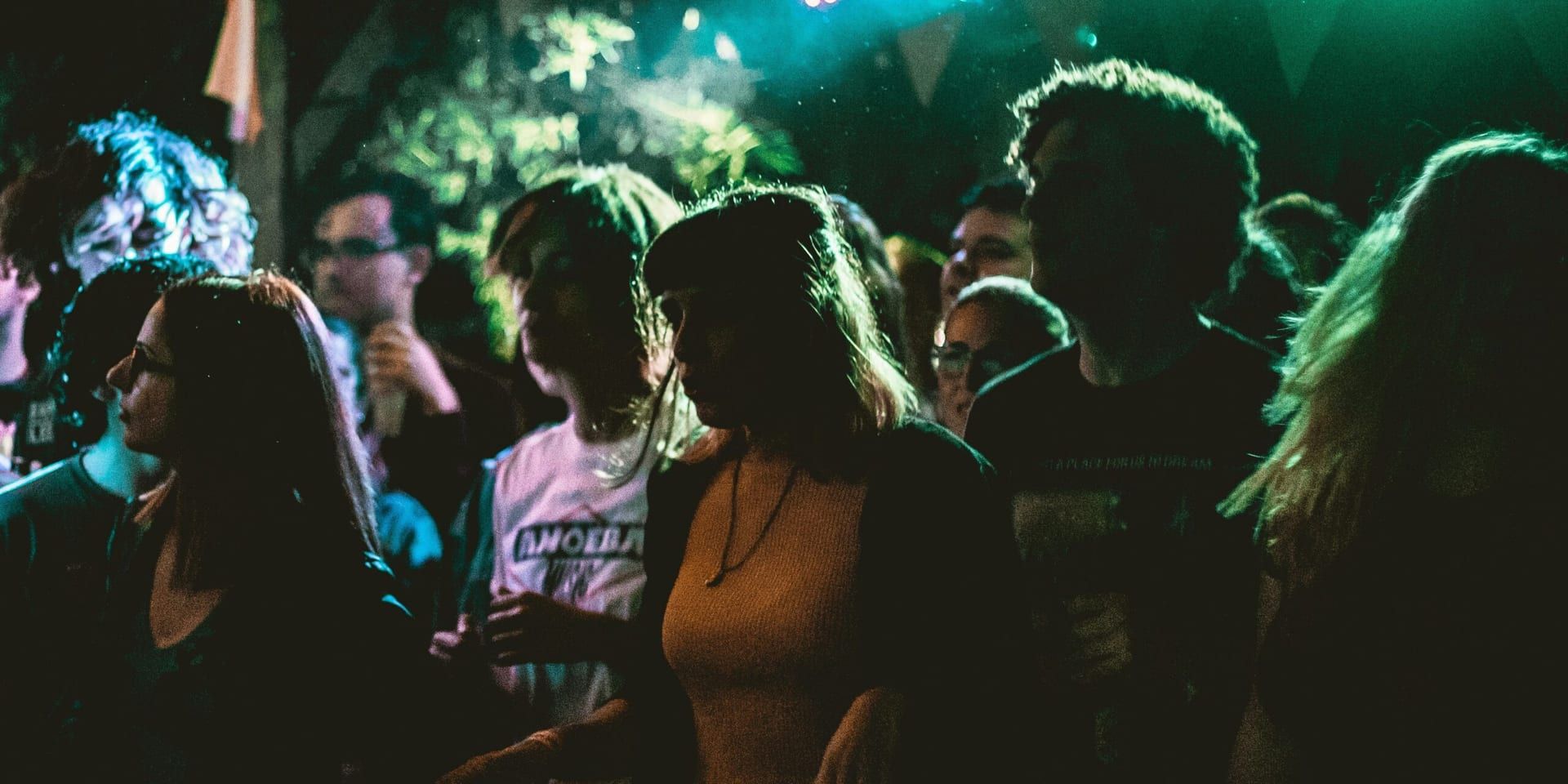 Miami’s Karaoke Nights Shine in Coral Gables, Capping a Day of Celestial Wonder