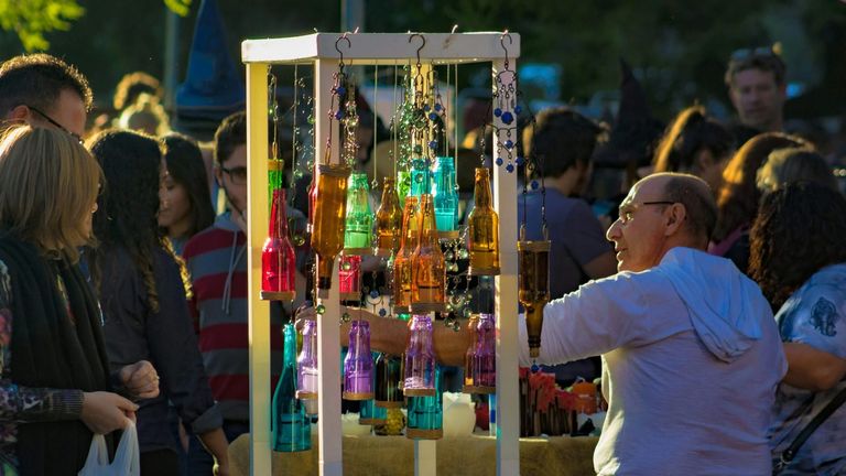 Sherman Oaks Street Fair Draws Crowds with Vibrant Community Spirit