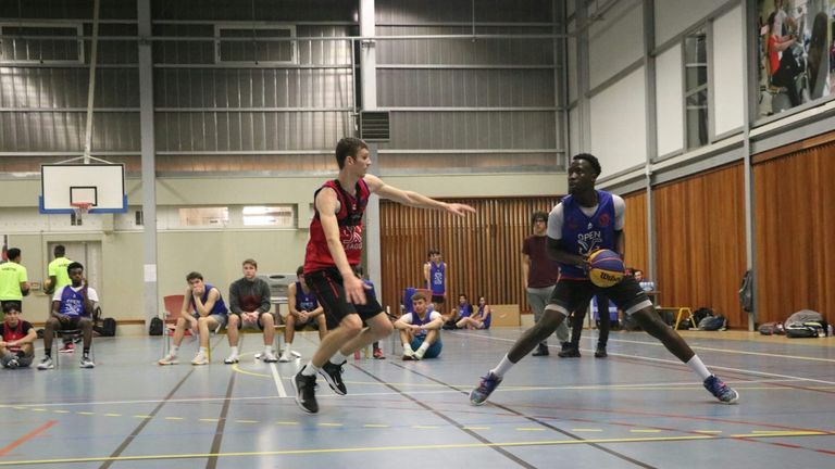 Southeast College-Basketball Fans Eye Holiday Showdowns at Florida Tourneys