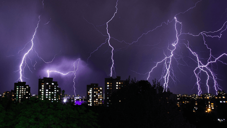 Severe Thunderstorms Sweep Across Florida, Prompting Flood Warnings and Disruptions in Miami