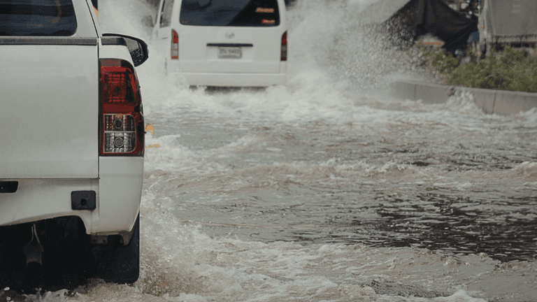 Severe Weather System Impacts Florida, Causing Flooding and Disruptions Across Miami Area