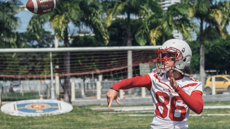 Miami Hurricanes Dominate Bethune-Cookman 45–3 Behind QB Beck’s Record Surge