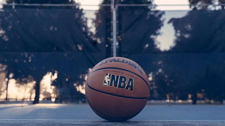 Knicks Defeat 76ers in Abu Dhabi as NBA Preseason Opens
