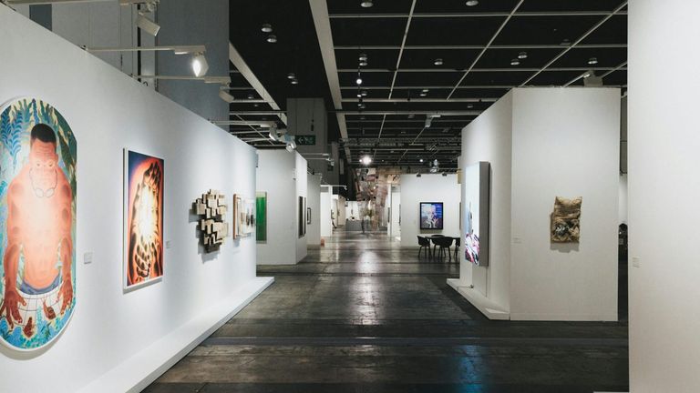 Miami’s Art Basel Prepares for Major Return in 2025: Artists and Collectors Gather for Global Showcase